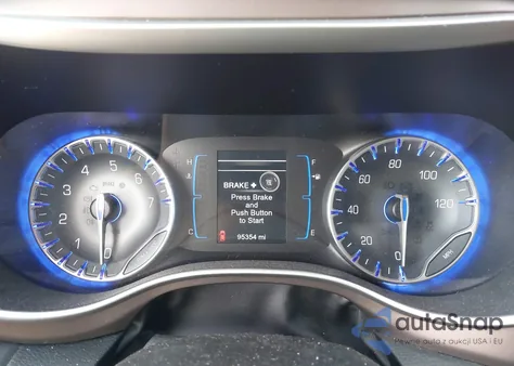 2017 Chrysler Pacifica Touring-L из США, поврежденный, VIN 2C4RC1BG6HR691857